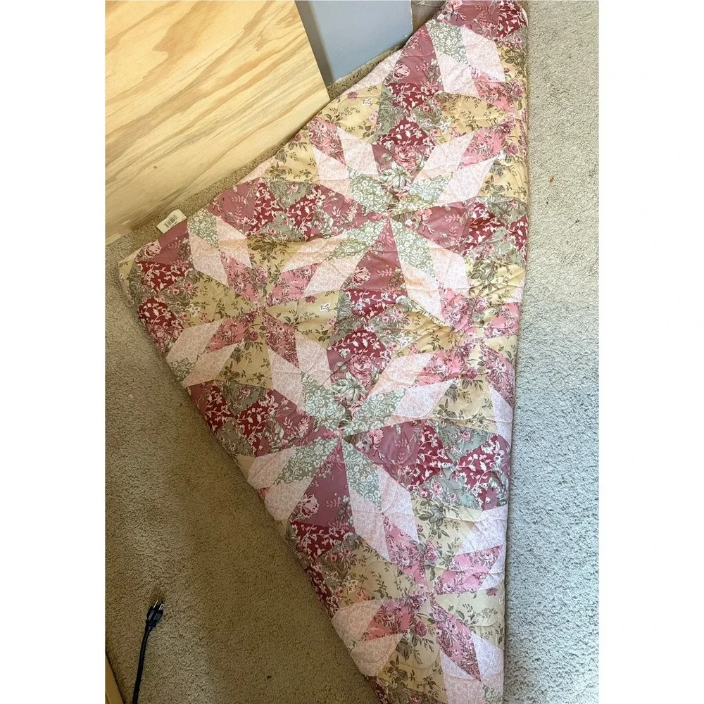 Mainstays Full/Queen Antique Garden Quilt Patchwork Floral Cottagecore Farmhouse